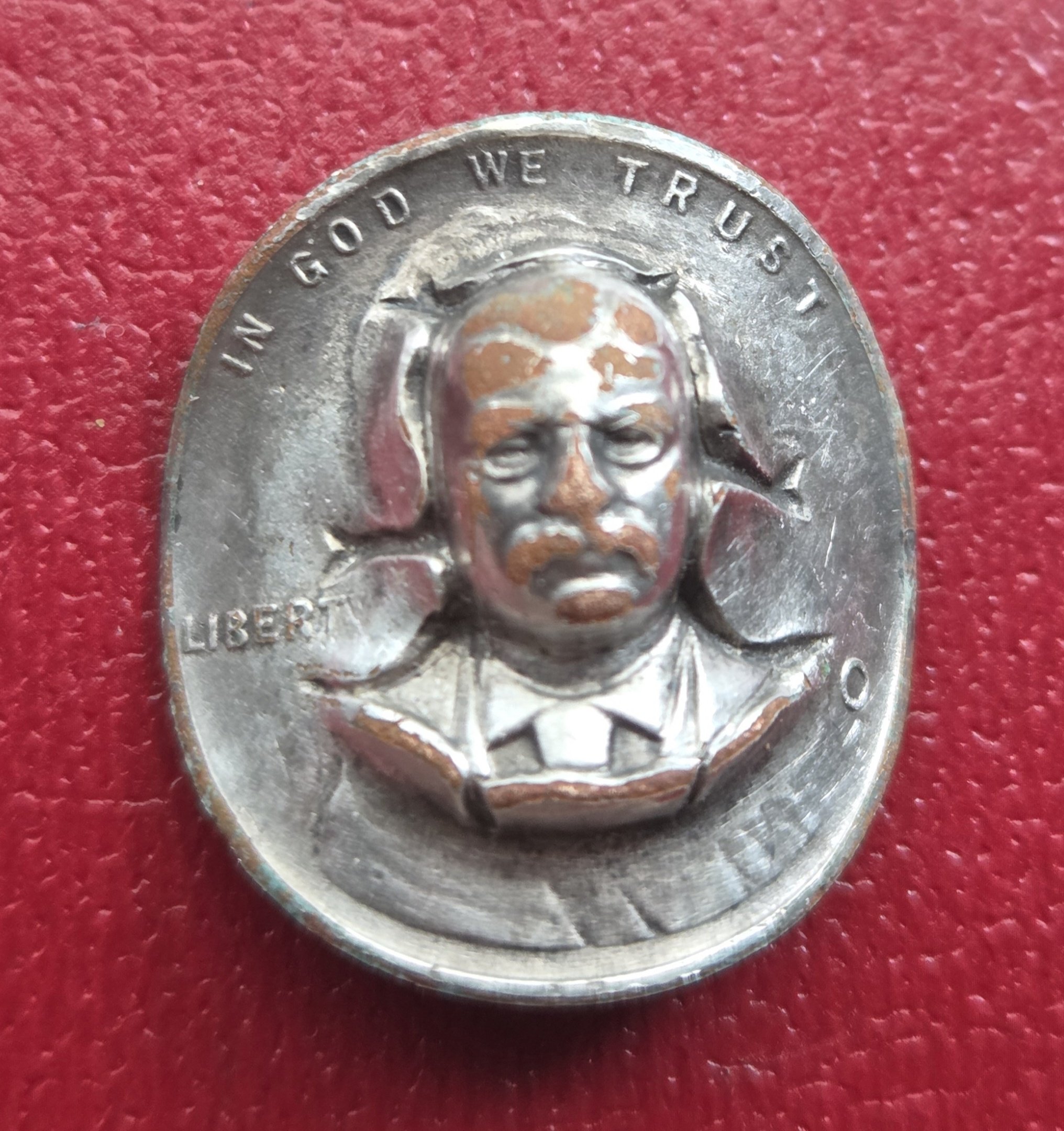 Obverse of Roosevelt pop out coin